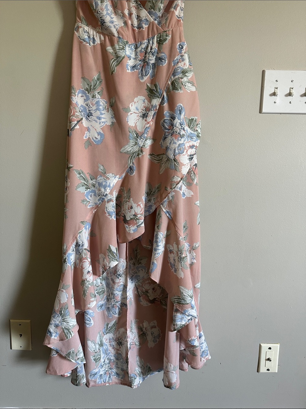 Floral High-Low Ruffle Maxi Dress - Picture 15 of 16